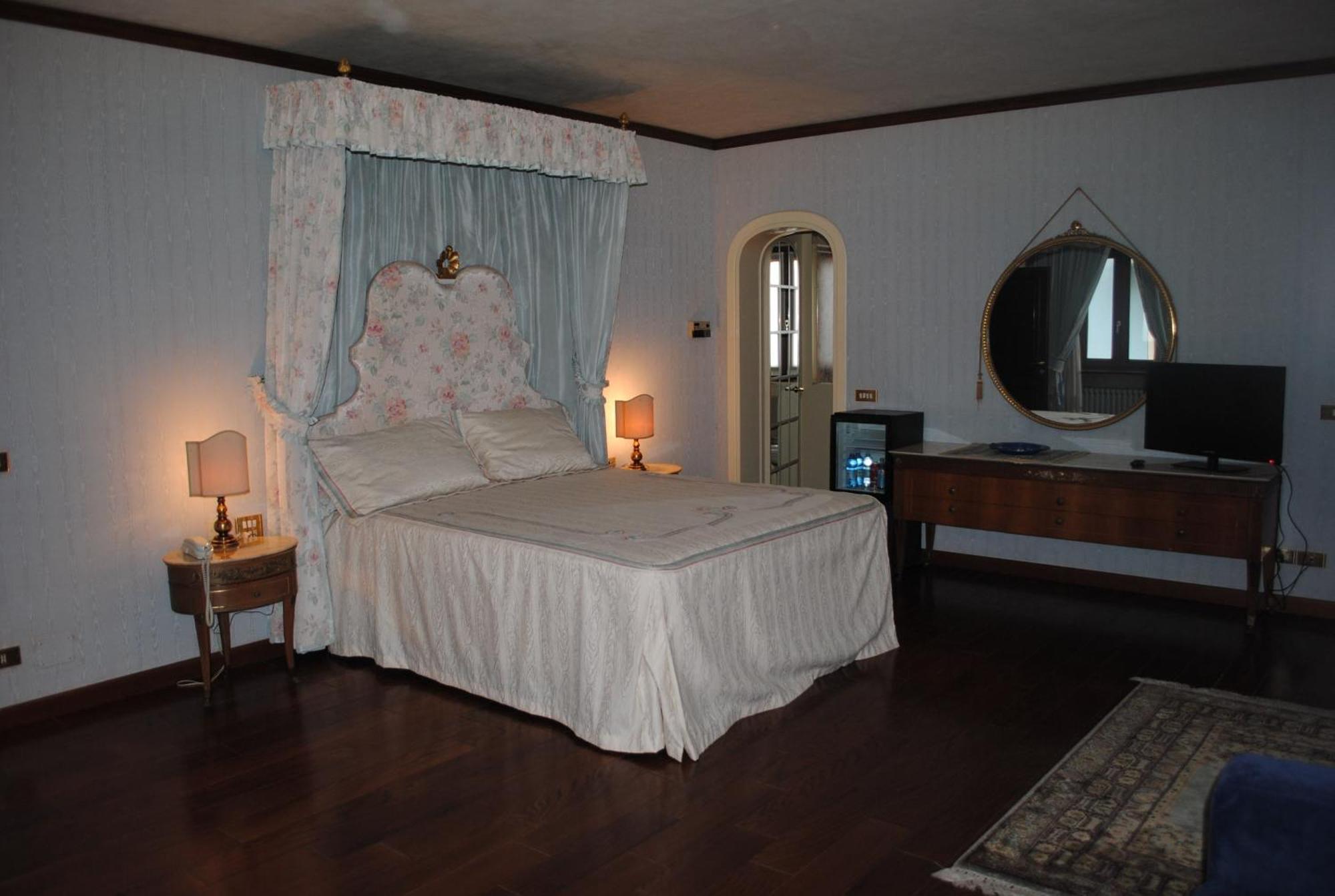 Hotel Locanda San Giacomo Agliano Terme Habitación foto