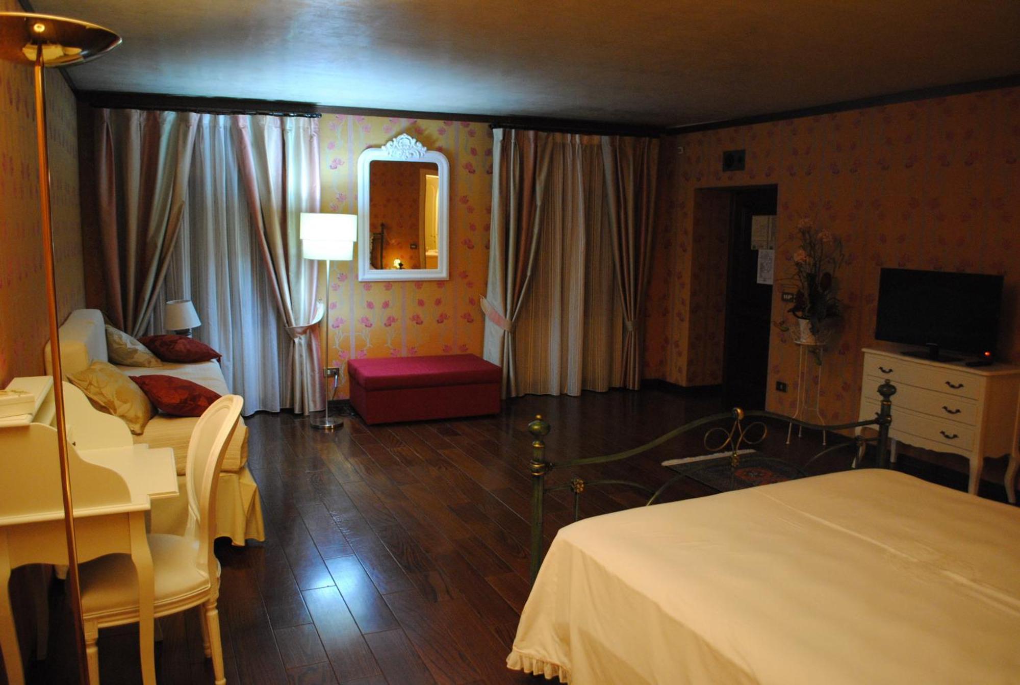 Hotel Locanda San Giacomo Agliano Terme Habitación foto