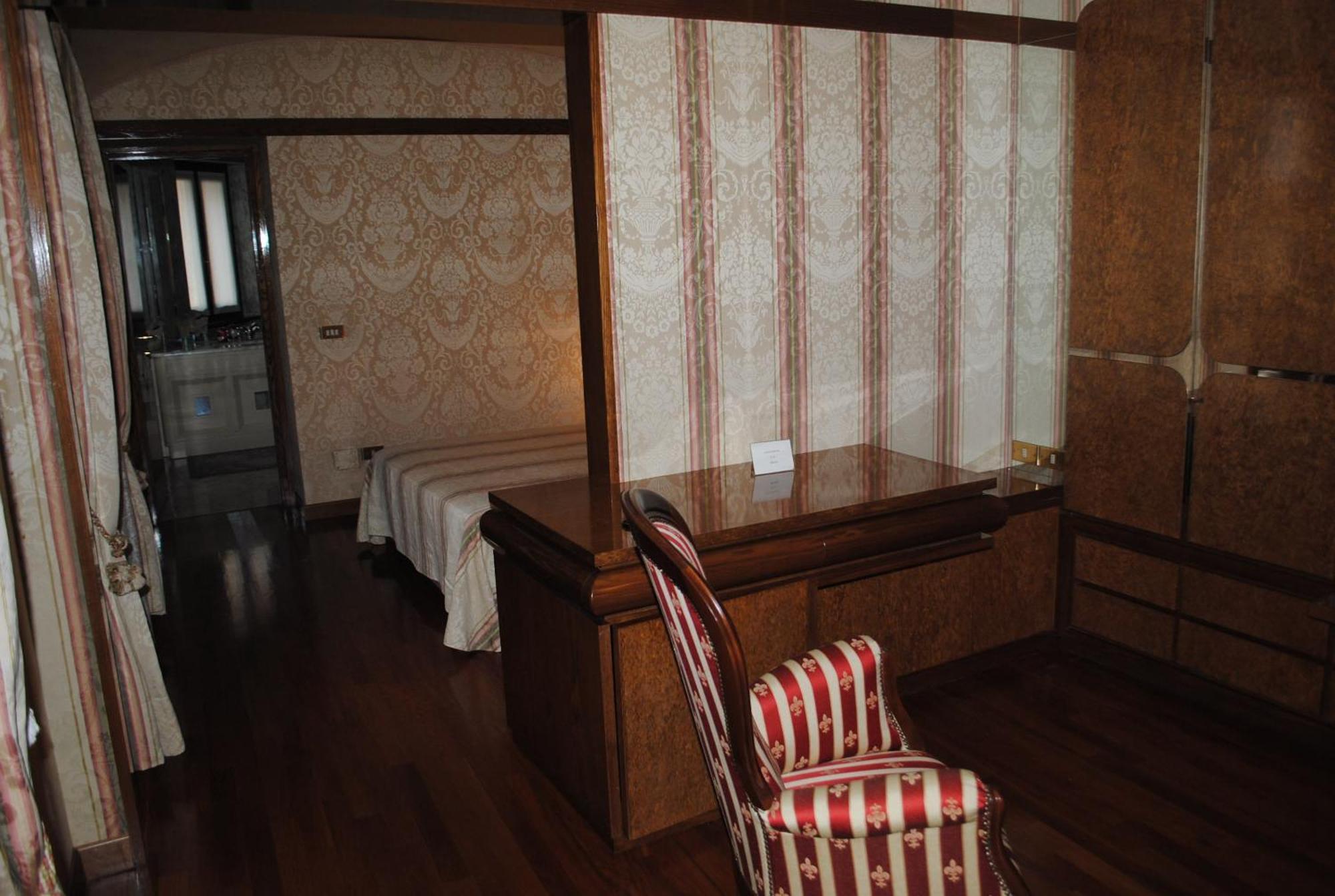 Hotel Locanda San Giacomo Agliano Terme Habitación foto